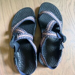 Chaco sandals very clean rarely worn size 7